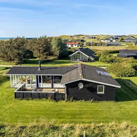 Hybenvej 18 * Løkken